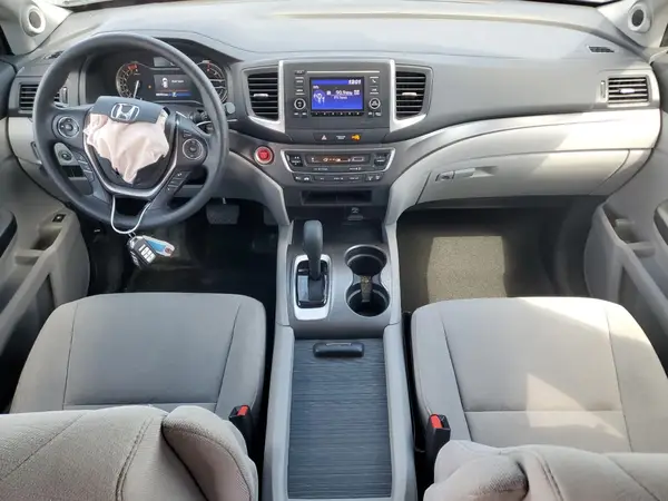 5FNYF6H16HB018422 2017 HONDA PILOT - Image 8