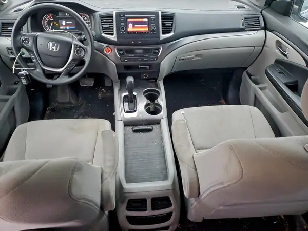 5FNYF6H16HB049587 2017 HONDA PILOT - Image 8