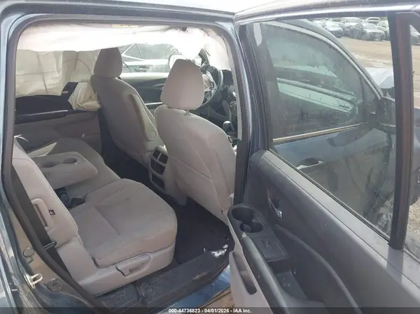 5FNYF6H16HB053025 2017 HONDA PILOT - Image 8