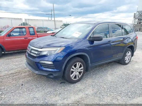 5FNYF6H16JB040085 2018 HONDA PILOT - Image 2