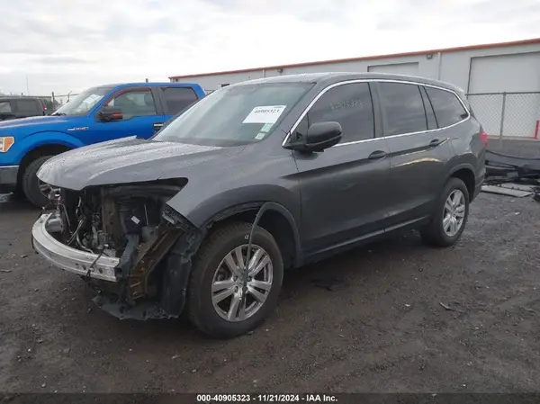 5FNYF6H16JB044122 2018 HONDA PILOT - Image 2