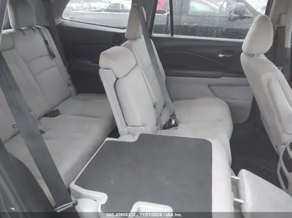 5FNYF6H16JB044122 2018 HONDA PILOT - Image 8