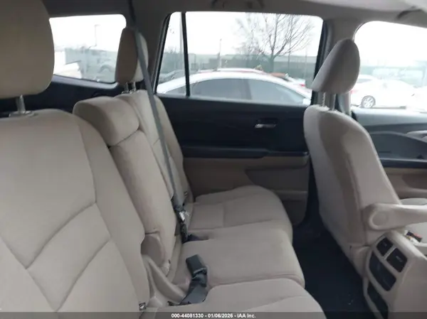 5FNYF6H16JB053368 2018 HONDA PILOT - Image 8