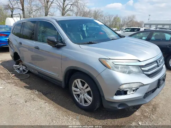 5FNYF6H17GB086601 2016 HONDA PILOT - Image 1