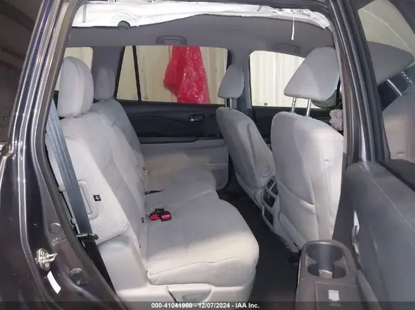 5FNYF6H17HB016839 2017 HONDA PILOT - Image 8