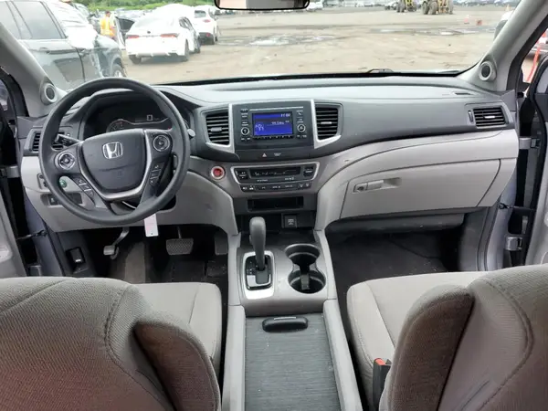 5FNYF6H17HB020731 2017 HONDA PILOT - Image 8