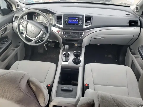 5FNYF6H17JB054304 2018 HONDA PILOT - Image 8