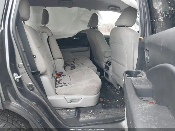 5FNYF6H17JB066016 2018 HONDA PILOT - Image 8