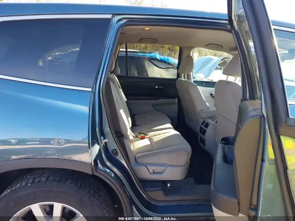 5FNYF6H17KB098949 2019 HONDA PILOT - Image 8