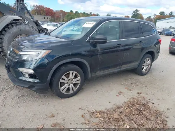 5FNYF6H18GB010742 2016 HONDA PILOT - Image 2