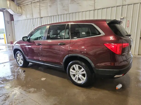 5FNYF6H18HB057447 2017 HONDA PILOT - Image 2