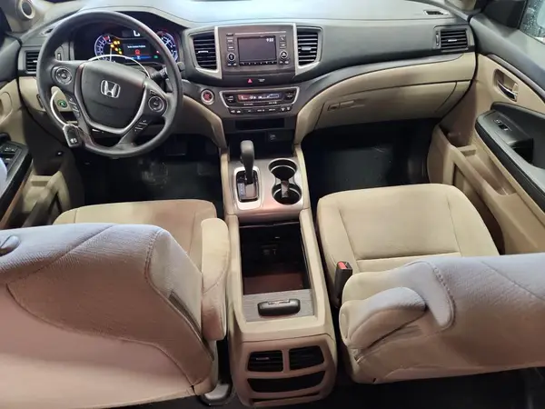 5FNYF6H18HB057447 2017 HONDA PILOT - Image 8