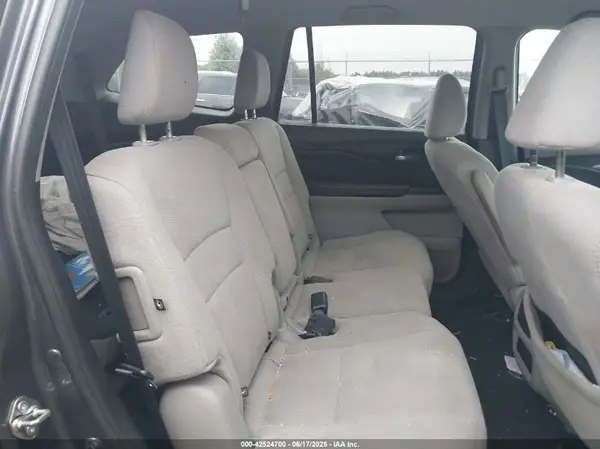 5FNYF6H18JB051654 2018 HONDA PILOT - Image 8