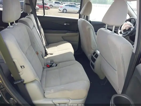 5FNYF6H18JB072567 2018 HONDA PILOT - Image 8
