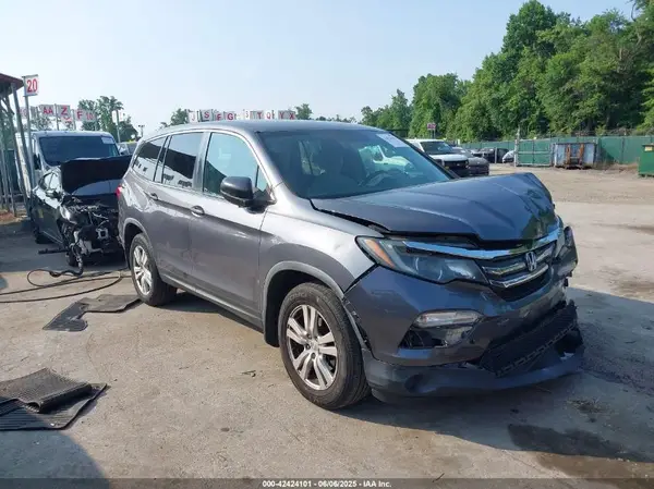 5FNYF6H19GB049338 2016 HONDA PILOT - Image 1