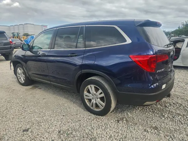 5FNYF6H19GB078256 2016 HONDA PILOT - Image 2