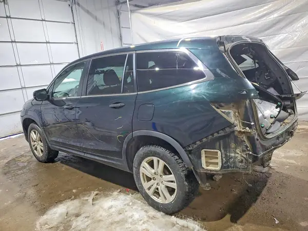 5FNYF6H19HB006748 2017 HONDA PILOT - Image 2