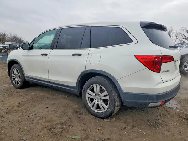 5FNYF6H19HB053911 2017 HONDA PILOT - Image 2