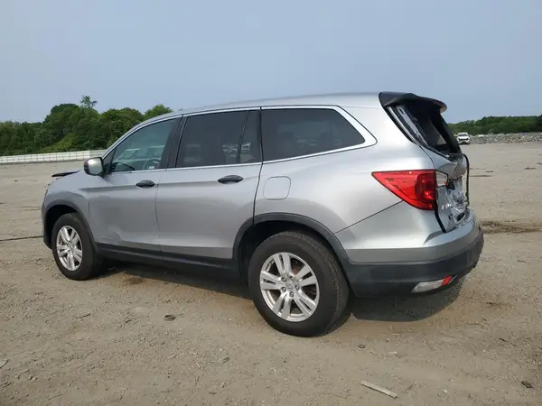 5FNYF6H19JB046821 2018 HONDA PILOT - Image 2