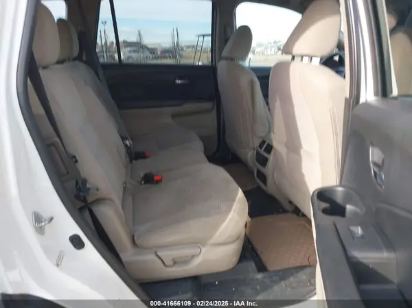 5FNYF6H1XGB009768 2016 HONDA PILOT - Image 8