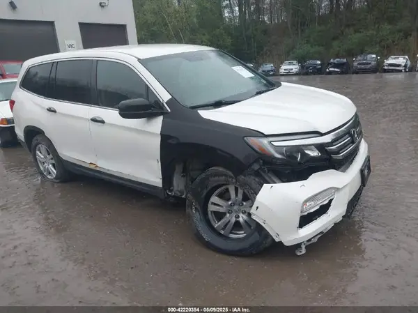 5FNYF6H1XHB029293 2017 HONDA PILOT - Image 1