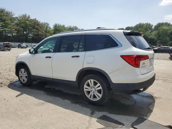 5FNYF6H1XHB044666 2017 HONDA PILOT - Image 2