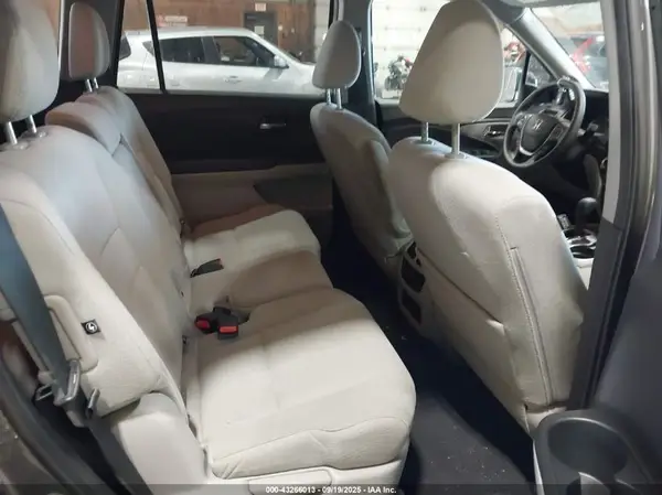 5FNYF6H1XJB015593 2018 HONDA PILOT - Image 8