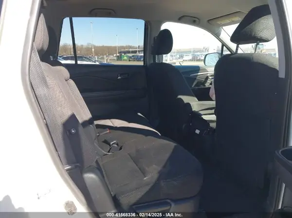 5FNYF6H1XJB052739 2018 HONDA PILOT - Image 8
