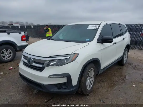 5FNYF6H1XKB084026 2019 HONDA PILOT - Image 2