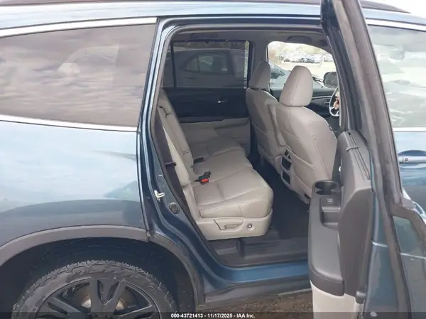 5FNYF6H20MB008990 2021 HONDA PILOT - Image 8
