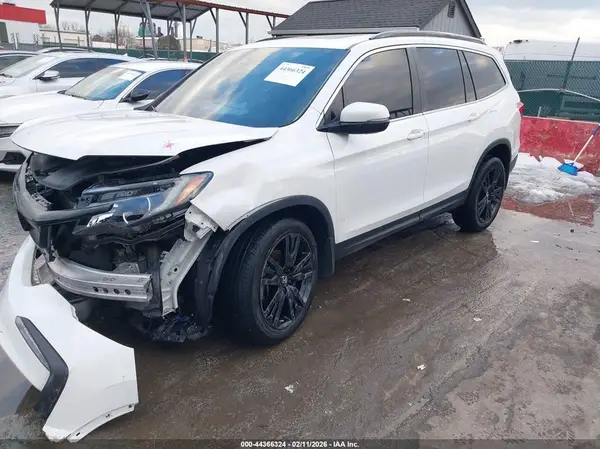 5FNYF6H20NB102062 2022 HONDA PILOT - Image 2