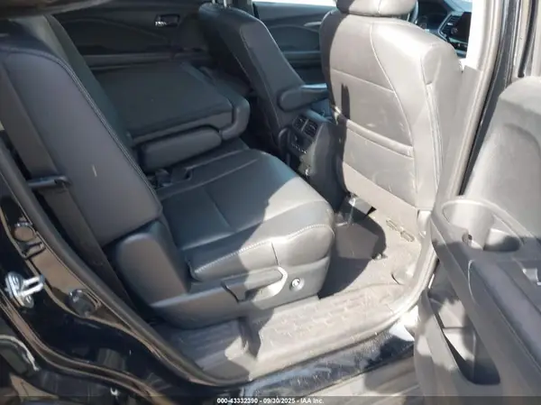 5FNYF6H22MB015925 2021 HONDA PILOT - Image 8