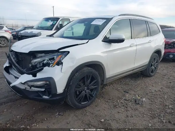 5FNYF6H22MB028657 2021 HONDA PILOT - Image 2