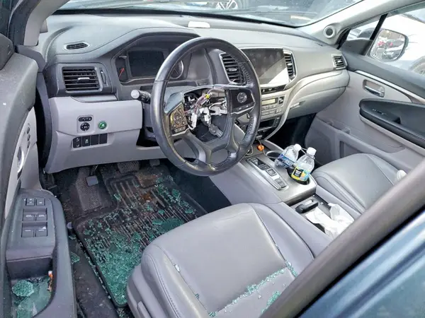 5FNYF6H22MB041330 2021 HONDA PILOT - Image 8
