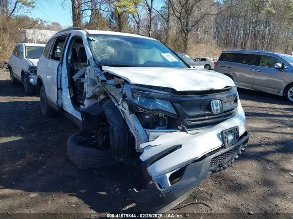 5FNYF6H22NB016199 2022 HONDA PILOT - Image 1