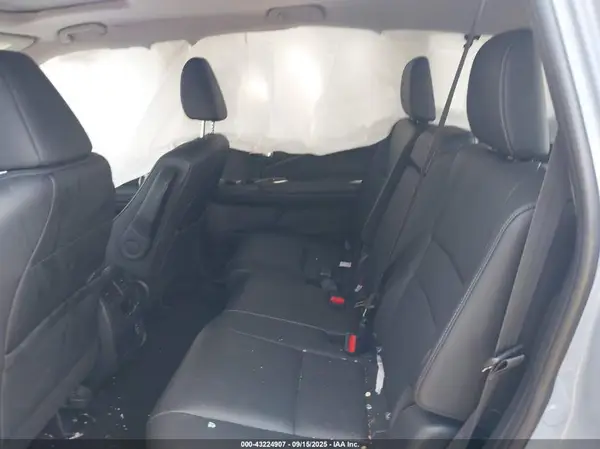 5FNYF6H22NB070425 2022 HONDA PILOT - Image 8