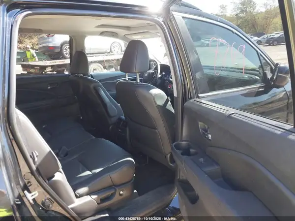 5FNYF6H23MB024245 2021 HONDA PILOT - Image 8