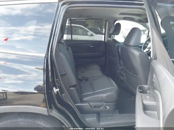 5FNYF6H23MB097650 2021 HONDA PILOT - Image 8