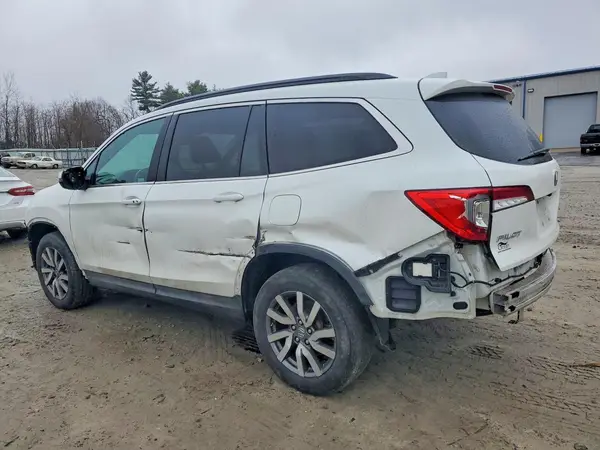 5FNYF6H23NB049812 2022 HONDA PILOT - Image 2