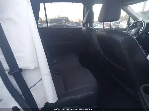 5FNYF6H23NB082020 2022 HONDA PILOT - Image 8