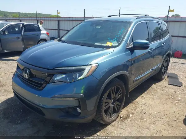 5FNYF6H26MB008797 2021 HONDA PILOT - Image 2