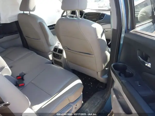 5FNYF6H26MB019671 2021 HONDA PILOT - Image 8