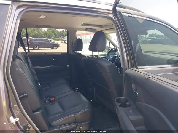 5FNYF6H26MB021310 2021 HONDA PILOT - Image 8