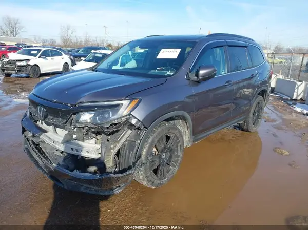 5FNYF6H26MB048703 2021 HONDA PILOT - Image 2