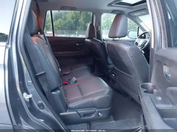 5FNYF6H26MB066392 2021 HONDA PILOT - Image 8