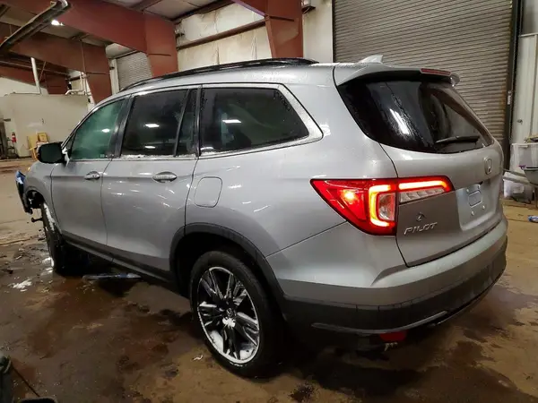 5FNYF6H26NB001561 2022 HONDA PILOT - Image 2