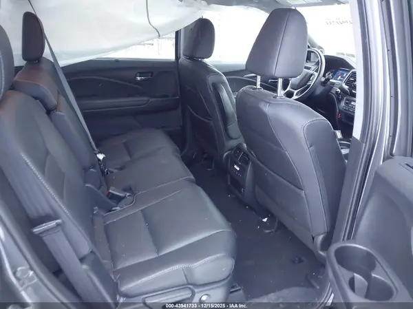 5FNYF6H27MB018576 2021 HONDA PILOT - Image 8