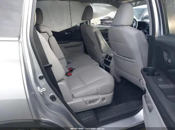 5FNYF6H27MB087459 2021 HONDA PILOT - Image 8