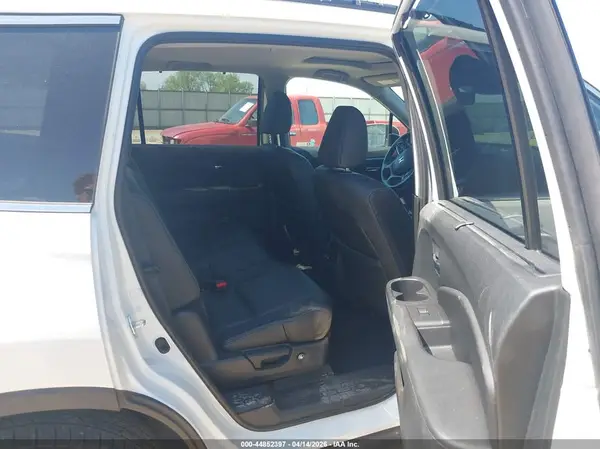 5FNYF6H27MB096081 2021 HONDA PILOT - Image 8