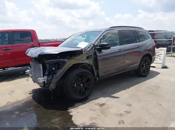 5FNYF6H28MB078608 2021 HONDA PILOT - Image 2